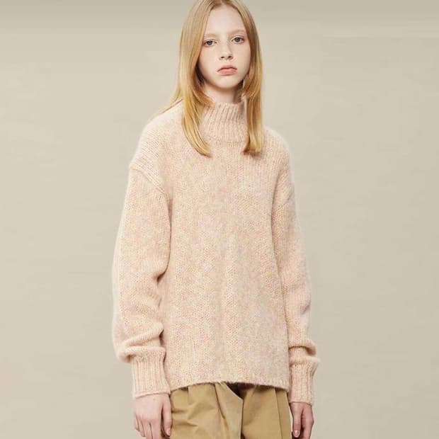 스튜디오톰보이(STUDIO TOMBOY) 알파카 터틀넥니트 새상품 