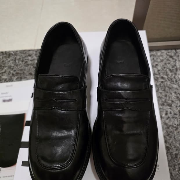 OVATE - 500 (a) / BLACK