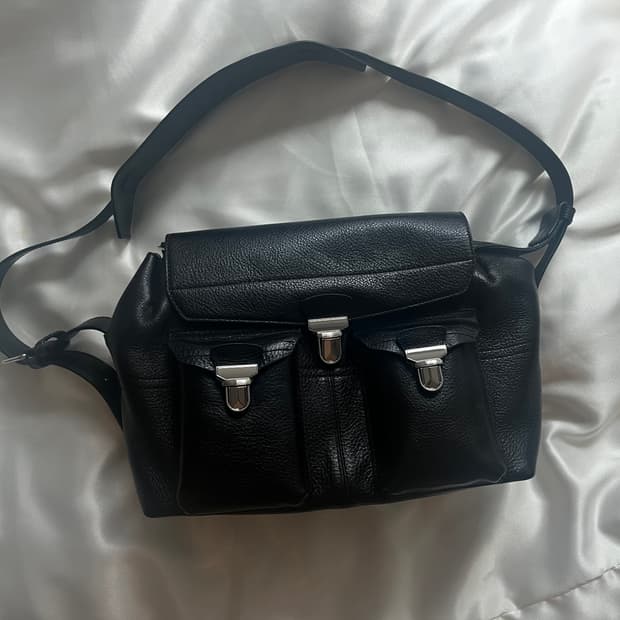 르메르 기어백 미디움 에스프레소 새상품