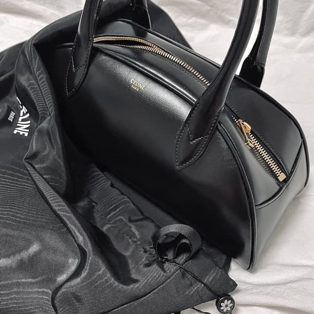 셀린느 테켈백 블랙 차정원