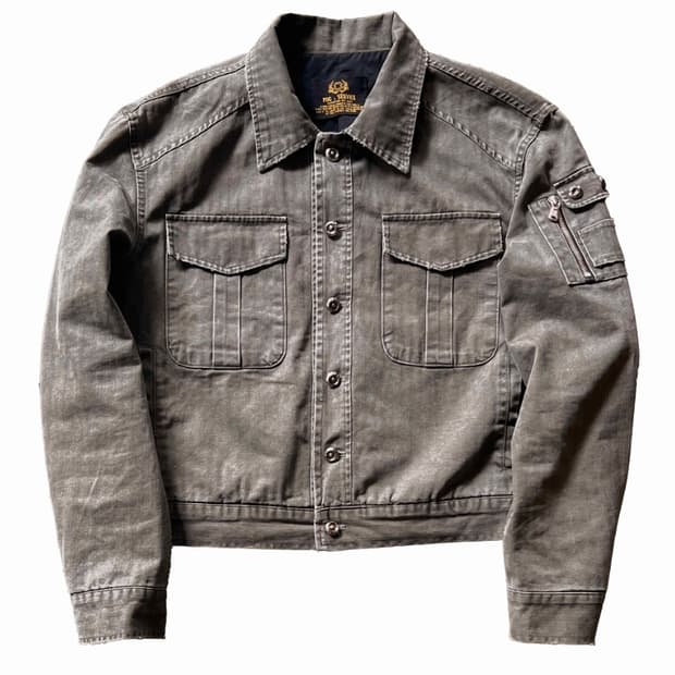 (구매) 1사이즈 
AVIATOR TRUCKER JACKET 브라운 차콜