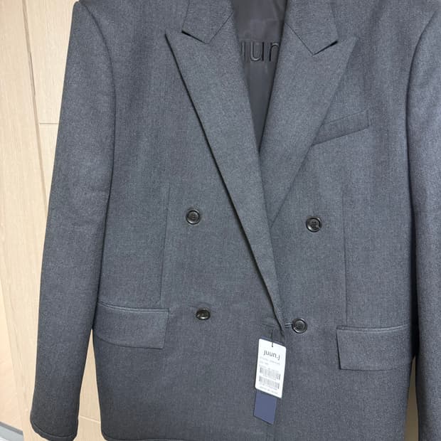 준지 밀링 울 자켓 46사이즈 새상품입니다.