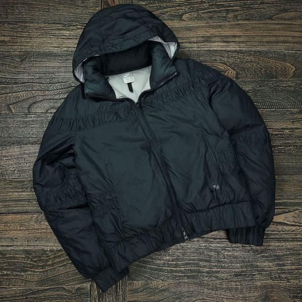 [나이키] 후드 봄버 패딩 자켓 블랙 M16369