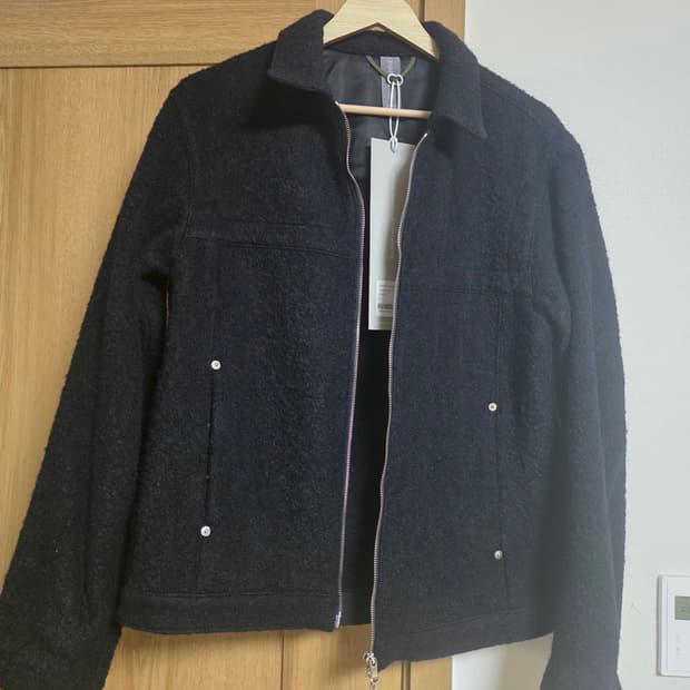 [S] 언어펙티드(UNAFFECTED) 자켓 / 다크네이비