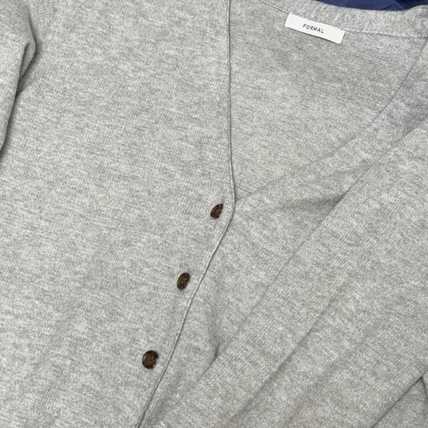 솔꾸 브이넥 가디건 그레이