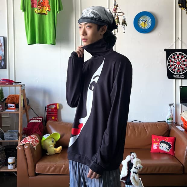 JPN Vintage Mask Printed High-Neck Top