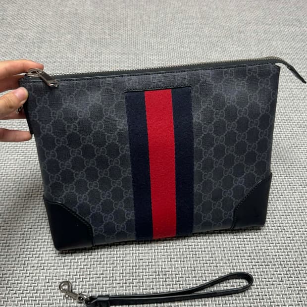 구찌 웹삼선 클러치 가방