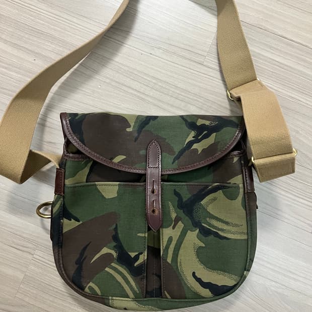 브래디백 스투어 카모