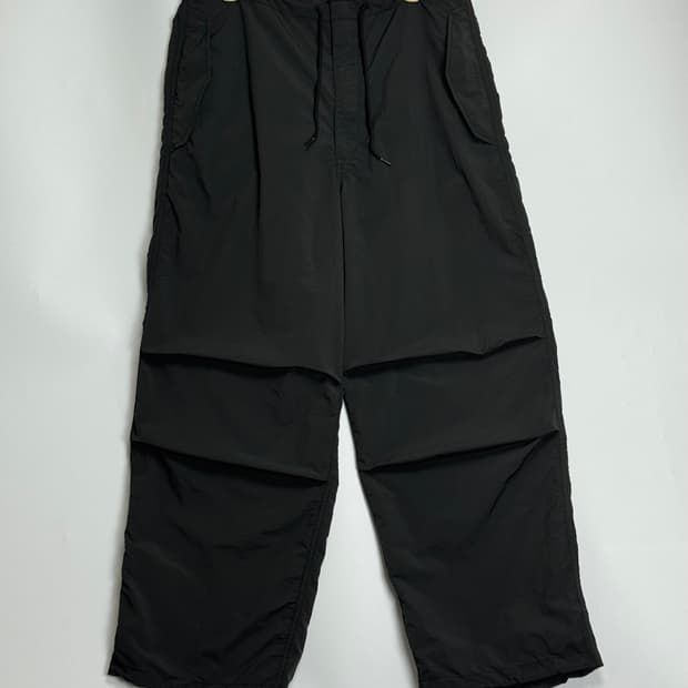 GU 지유 빅 나일론 파라슈트 팬츠 L