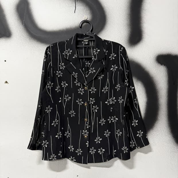 VTG 빈티지 블랙 화이트 플라워 패턴 시스루 셔츠 자켓