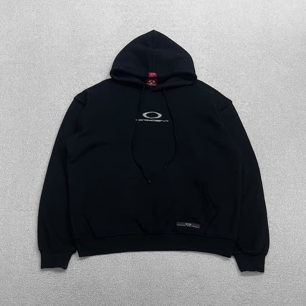 오클리 Oakley 00s 아카이브 소프트웨어 입체 로고 후드티 블랙