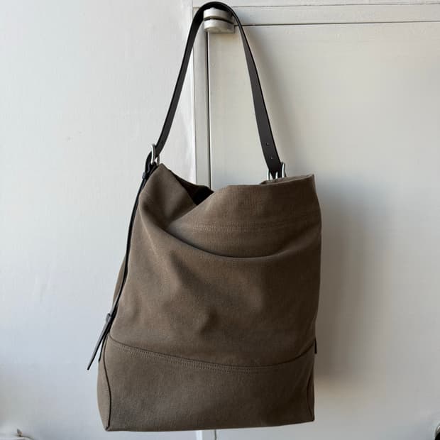 르메르 벨티드 토트백 