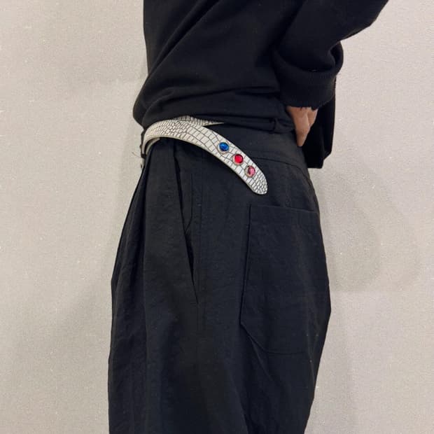 꼼데가르송 옴므 플러스 파이썬 잼스톤 벨트