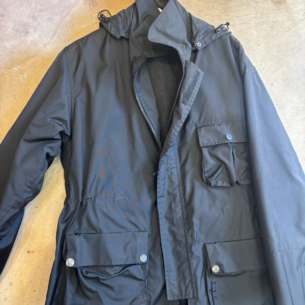 Cp company 고글 바람막이