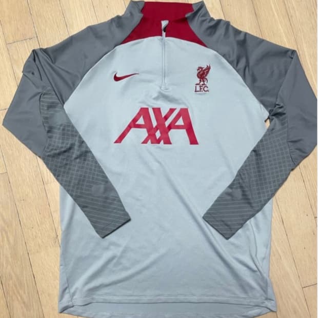 나이키 리버풀 2022/2023 시즌 드릴탑 구합니다