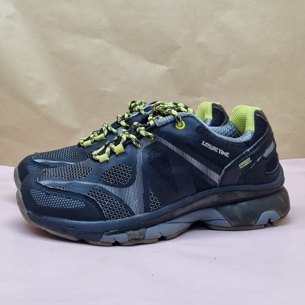 레저타임 트레킹화 250