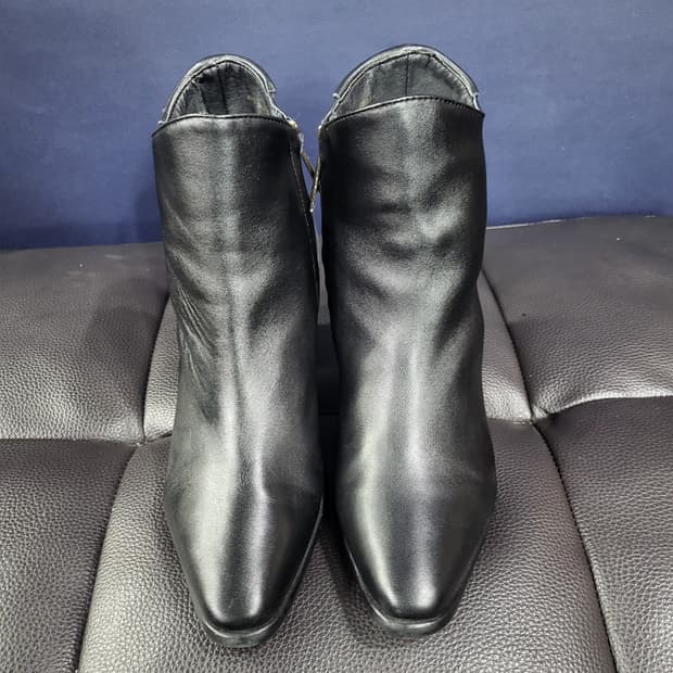 레이크넨 양가죽 앵글부츠