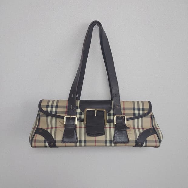 버버리 Burberry 노바체크 바게트 숄더백