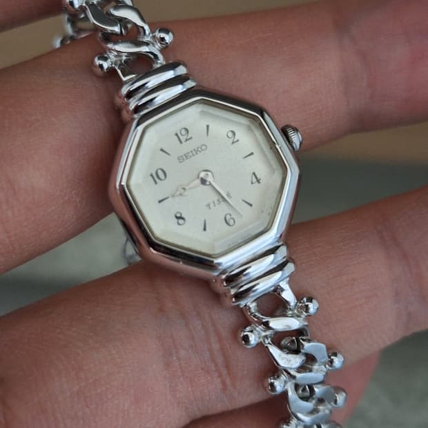 세이코 tisse 쿼츠 시계 판매합니다