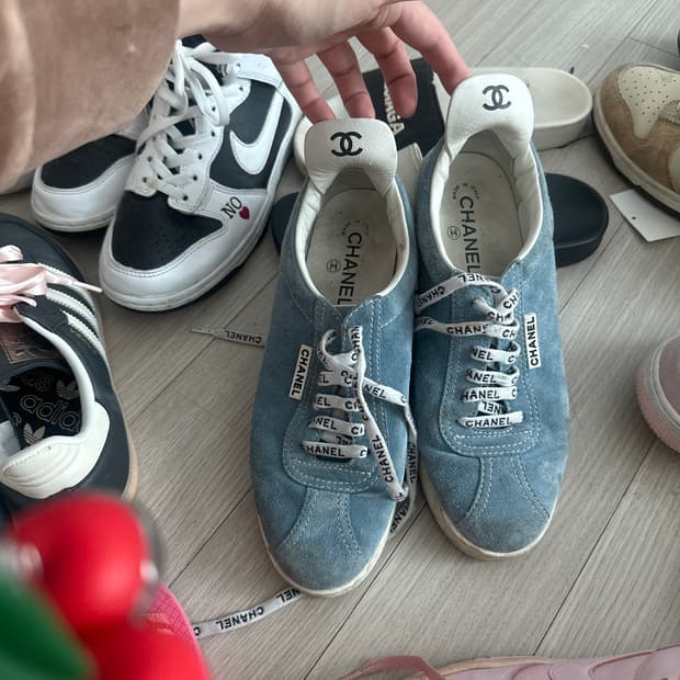 샤넬 스니커즈 라이트블루 250