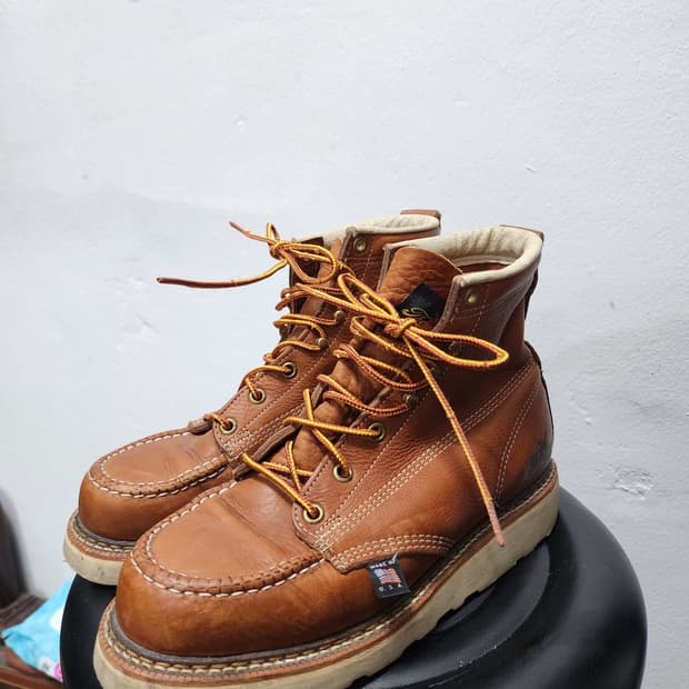 쏘로굿 레더 워크 부츠 (USA MADE)