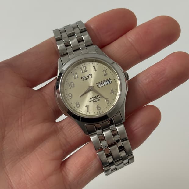 1990년대 Atranta 샴페인 다이얼 실버 쿼츠 남성