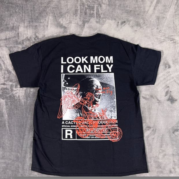 Travis Scott Look Mom I Can Fly Tee
스캇