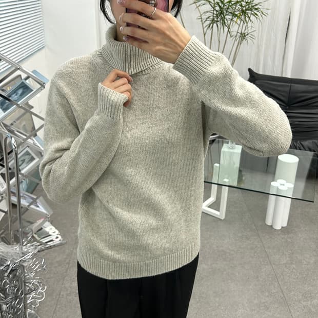 유니클로 히트텍 터틀넥 니트