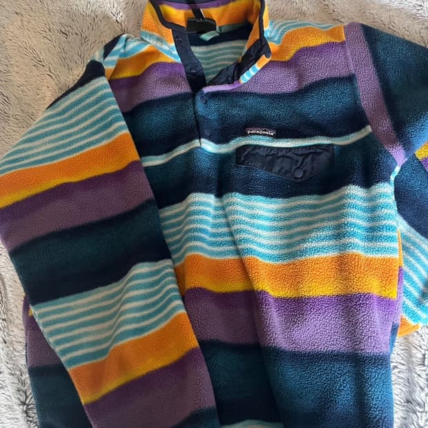 10s 파타고니아 신칠라 스냅-T 프리즘 스트라이프