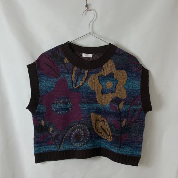 가든 패턴 니트 조끼