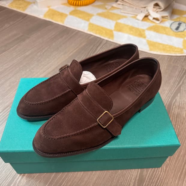 에드워드그린 horton 8(270) 팝니다.