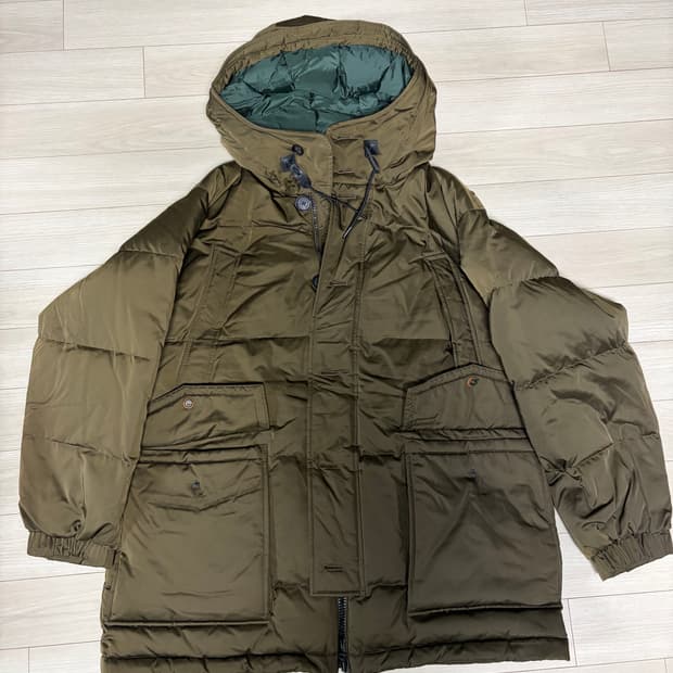 바스통 154 다운자켓