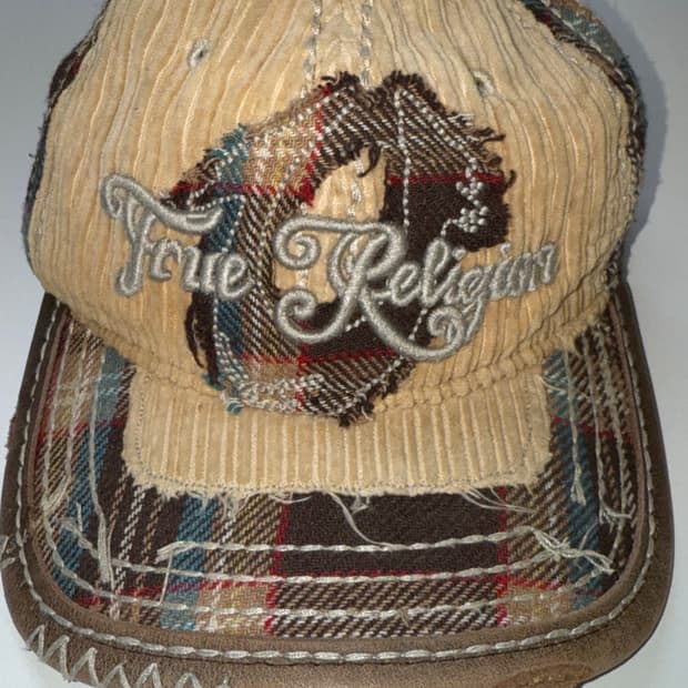 트루릴리젼 모자