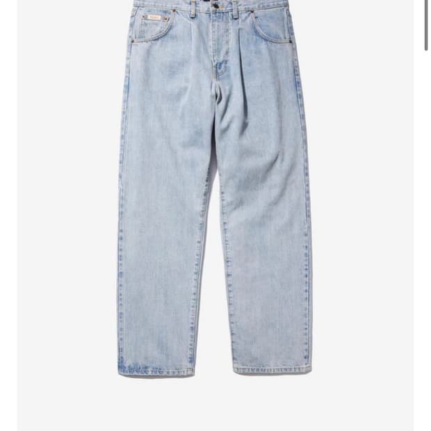 노아 플리츠 진 라이트 워시