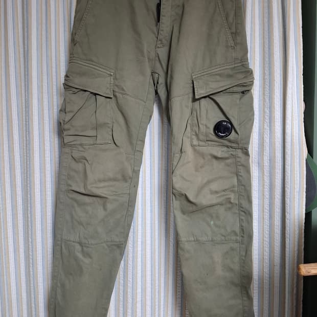cp컴퍼니 카고바지 카키 46