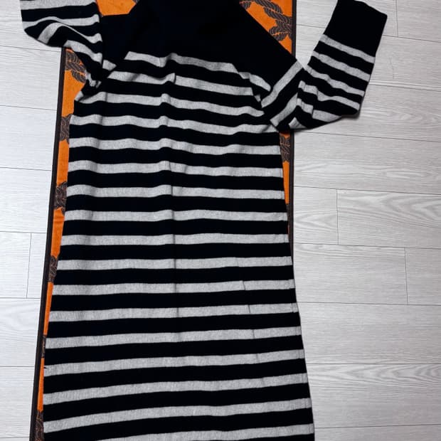 정품 마시모 두띠 캐시미어 블랜드 니트 원피스 S