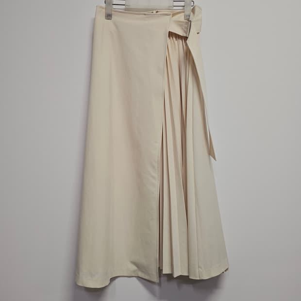 나이스클럽 아이보리 플리츠 랩 스커트27