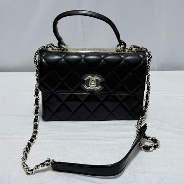 샤넬 트렌디 CC 탑핸들