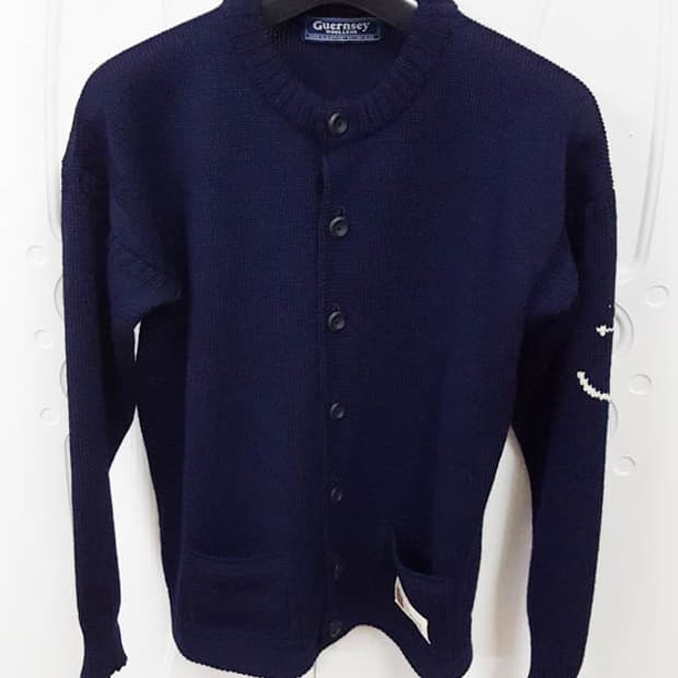 건지울른스 피셔맨 홀가먼트 가디건 네이비