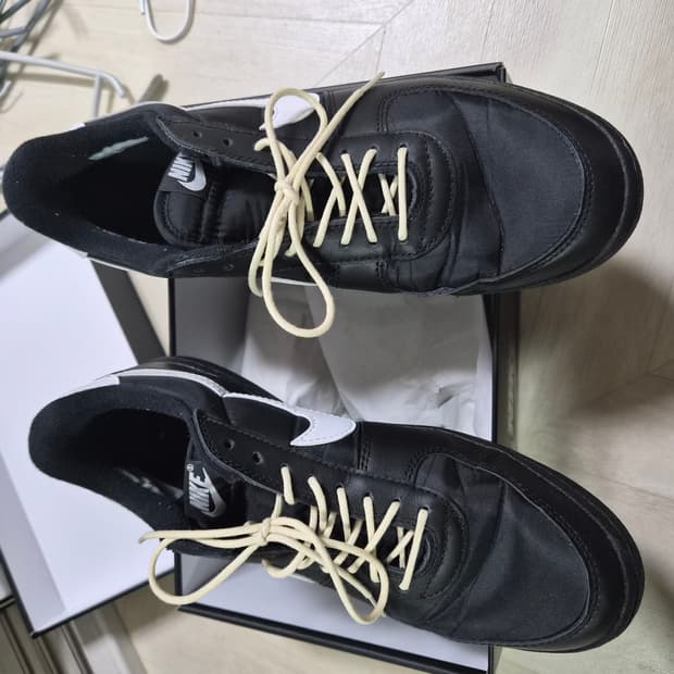 나이키 필드 제네럴 285