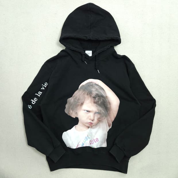 아크메드라비 후드티 1