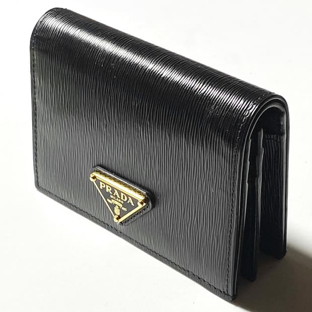 [정품] PRADA 프라다 비텔로 무브 삼각로고 컴팩트 반지갑