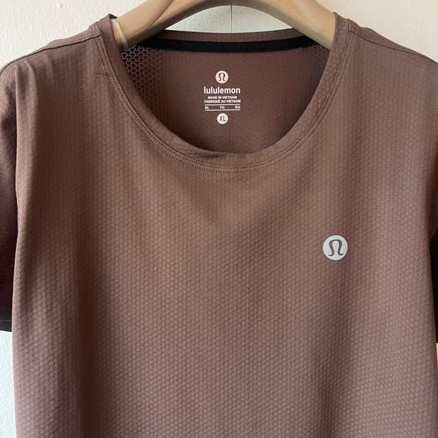 룰루레몬 여성 브라운 기능성반팔티셔츠 러닝반팔티셔츠