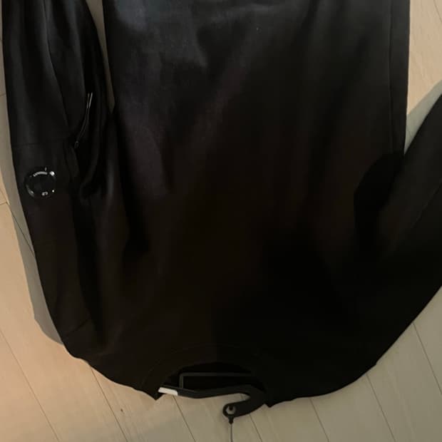 Cp컴퍼니 맨투맨