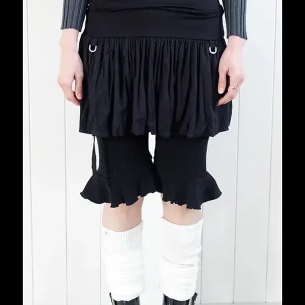 샵페어리 drape ribbon skirt (black) 택달린새제품