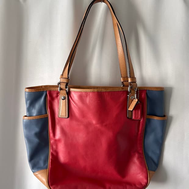 코치 컬러 숄더백