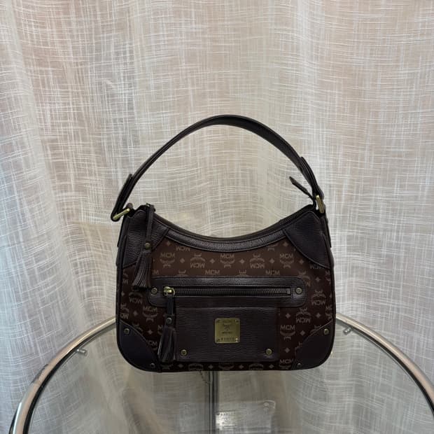 정품 MCM 호보 숄더백    