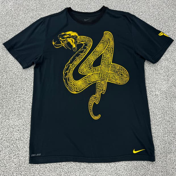 나이키 Black Mamba24 코비 반팔티