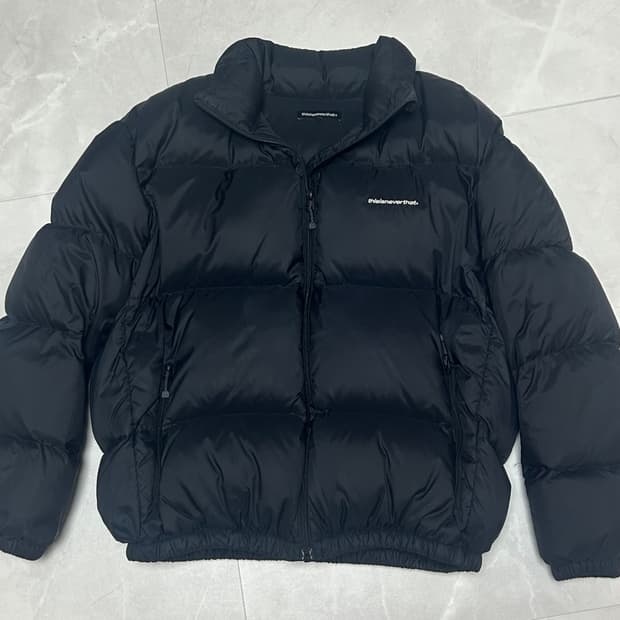 디스이즈네버댓 패딩S