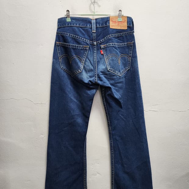 리바이스 트루 부츠컷 청바지
